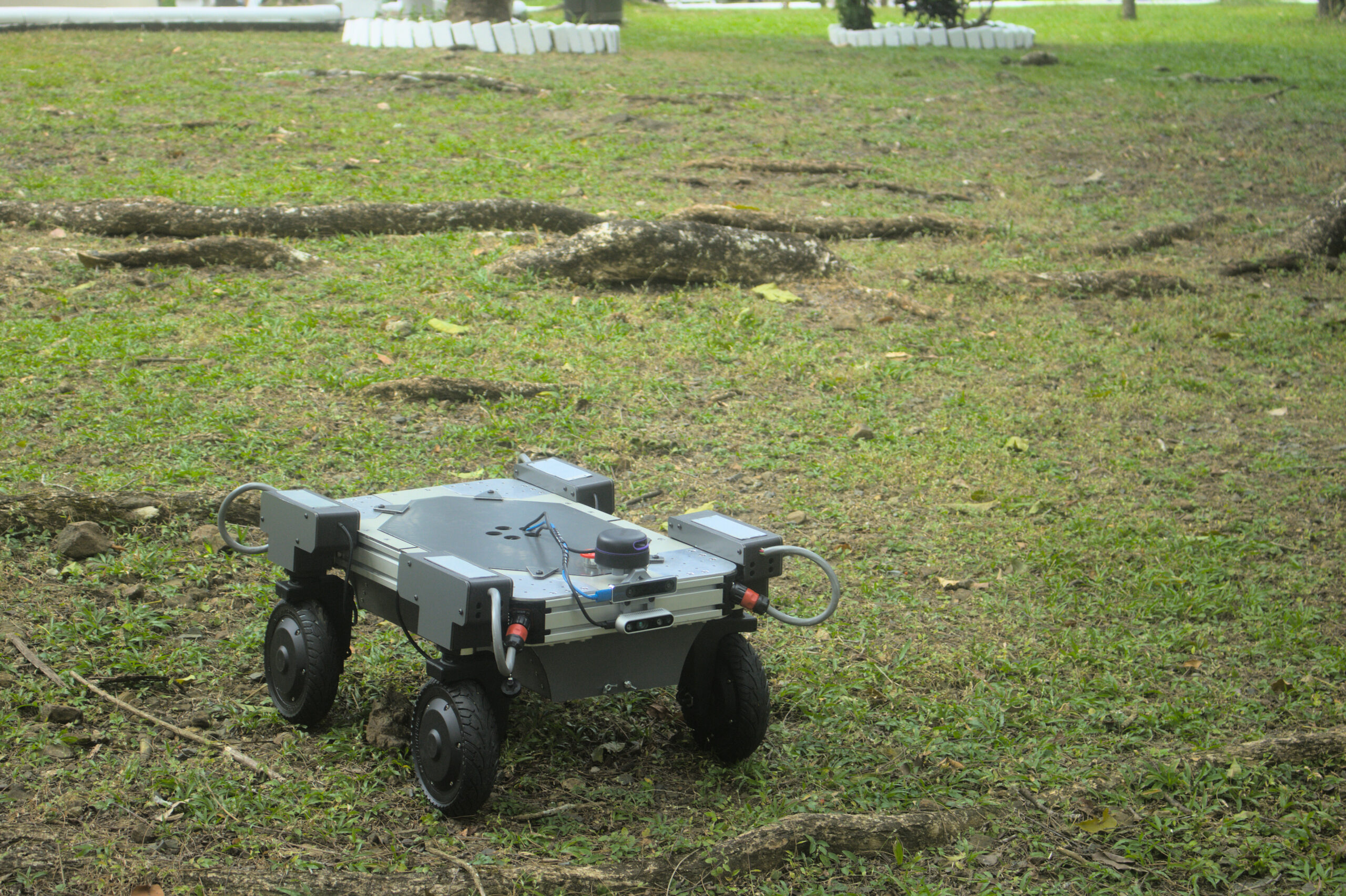 Omni Trak Swerve Mobile Robot Octavio Echeverria